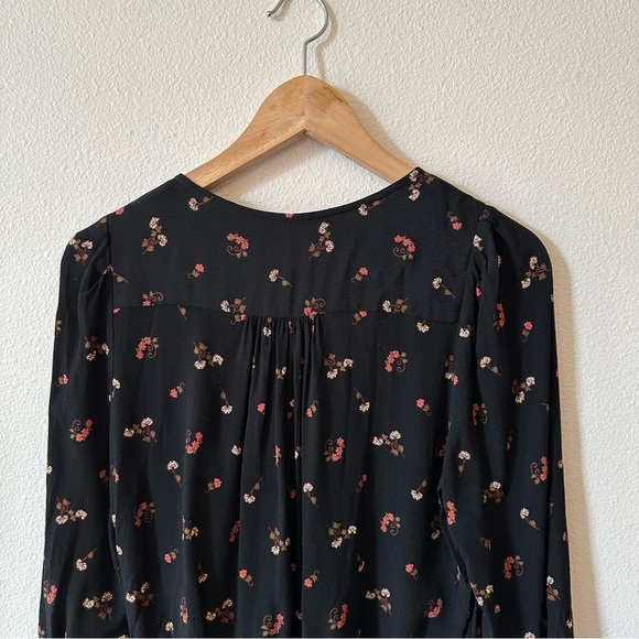 Madewell Wrap Top in Flower Toss Size Small - Picture 6 of 8